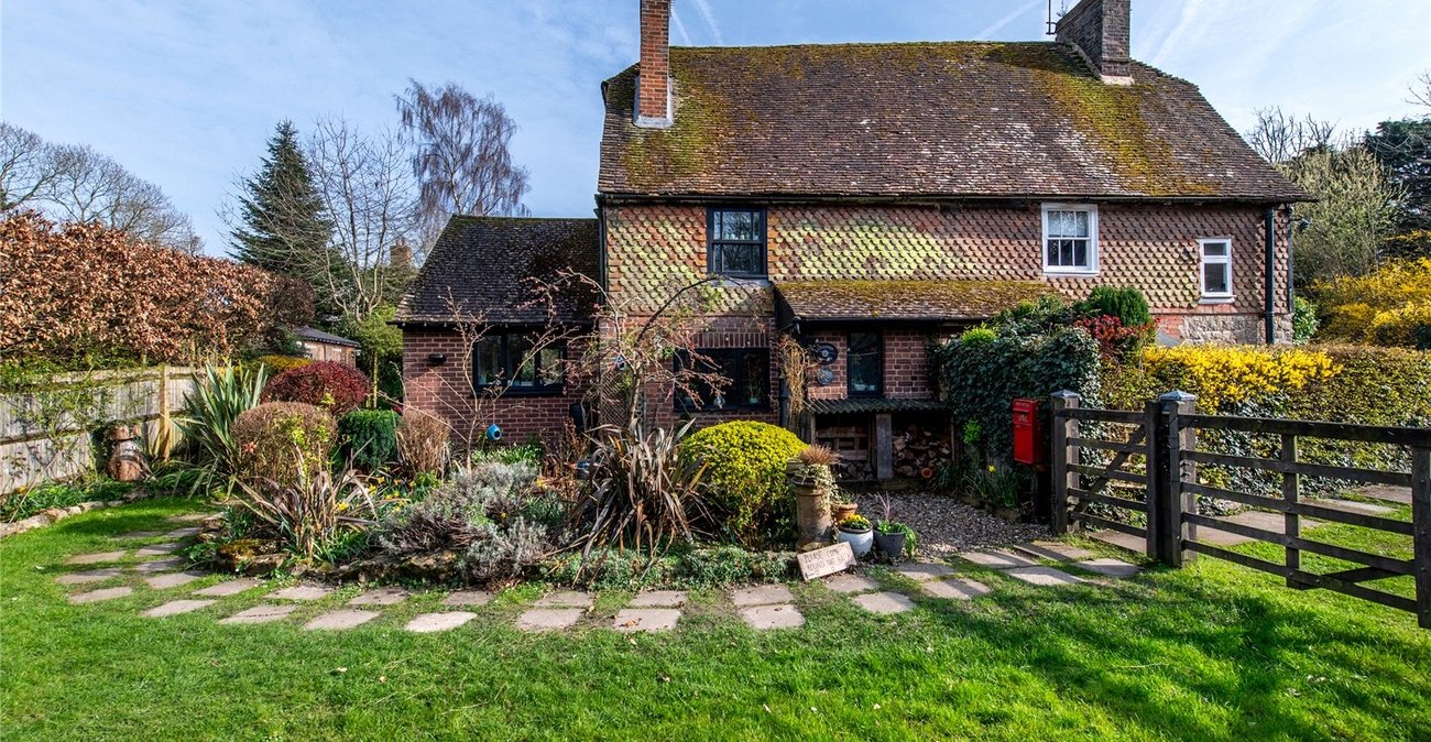 3 bedroom house for sale in Harrietsham | Robinson Michael & Jackson