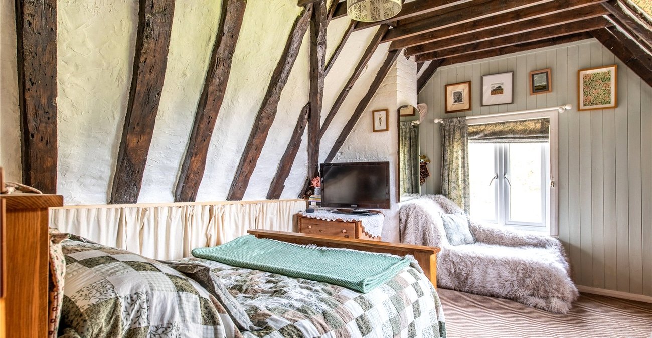 3 bedroom house for sale in Harrietsham | Robinson Michael & Jackson