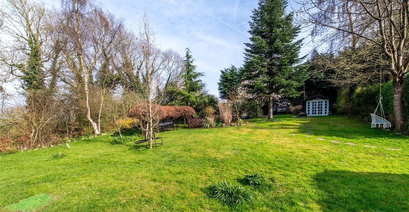 3 bedroom house for sale in Harrietsham | Robinson Michael & Jackson