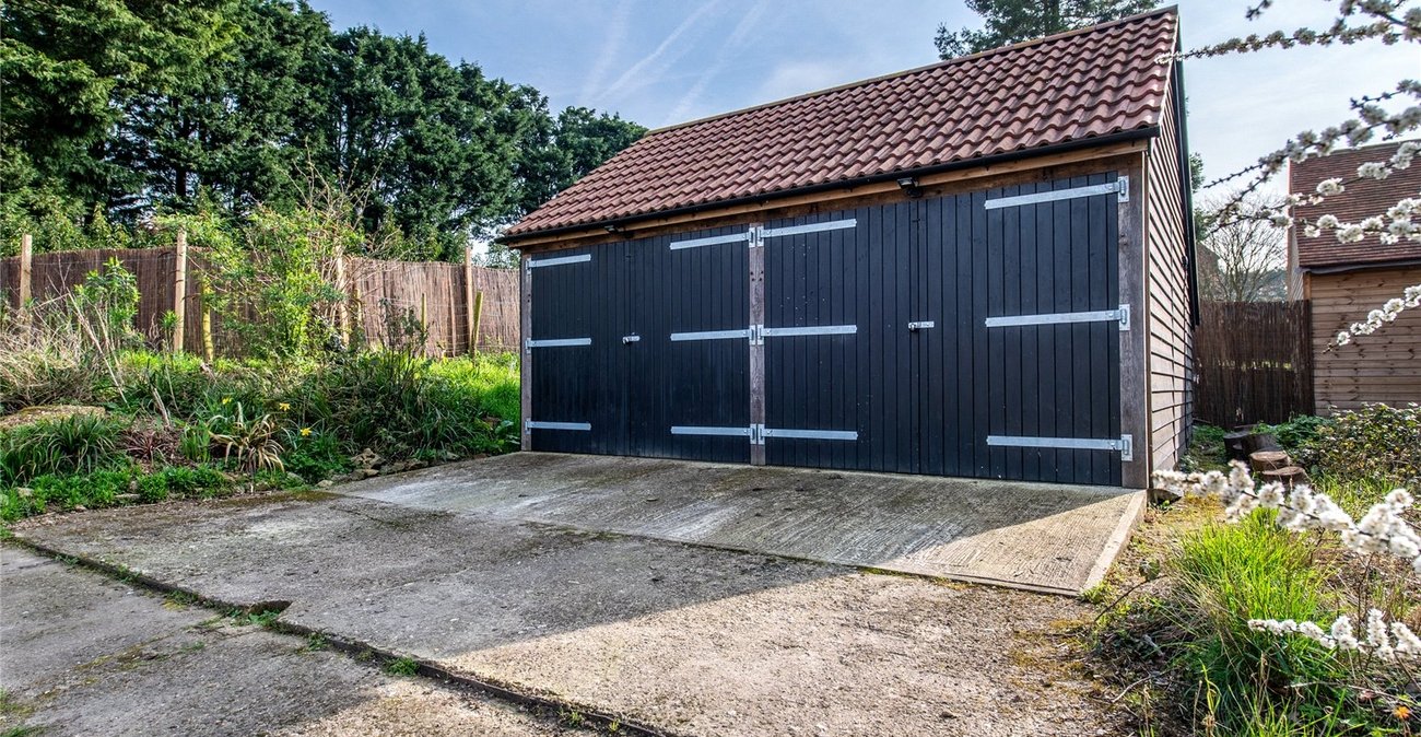 3 bedroom house for sale in Harrietsham | Robinson Michael & Jackson