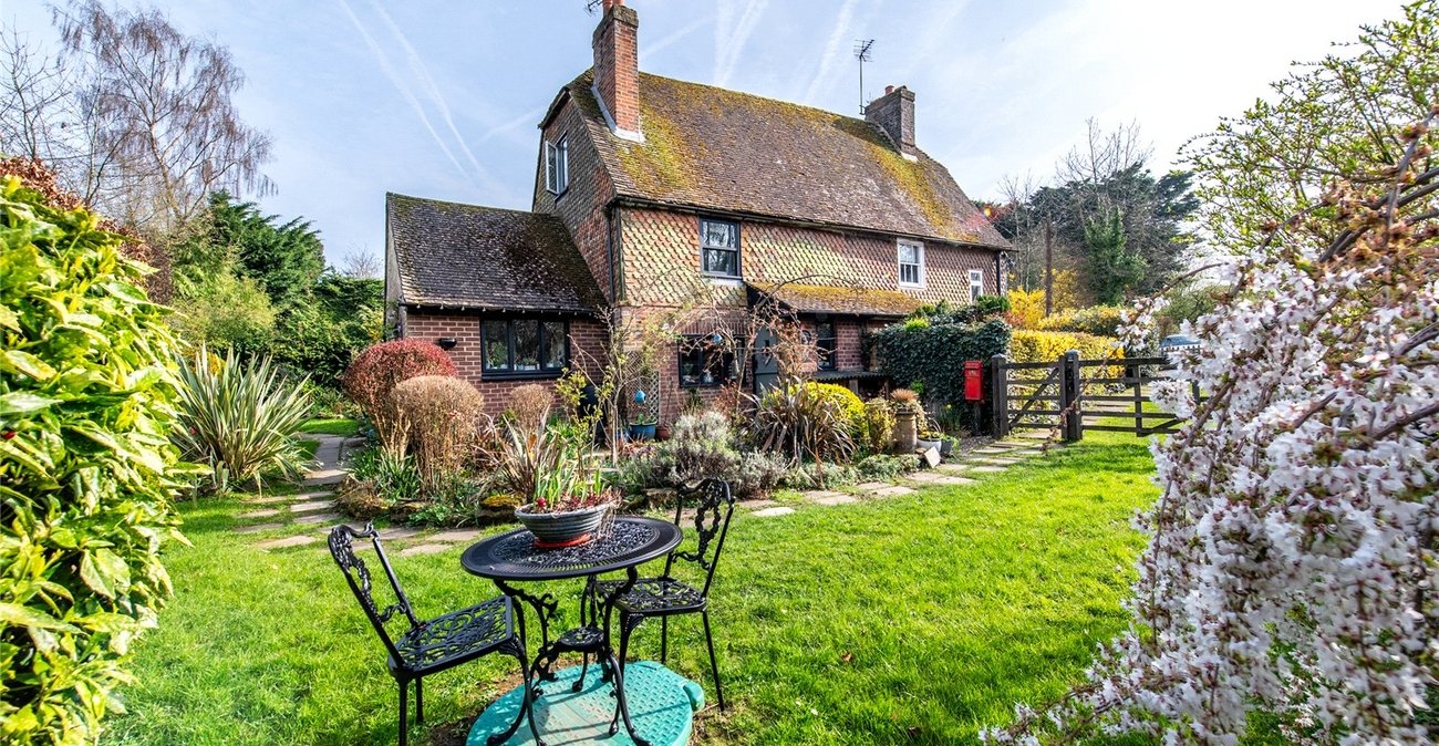 3 bedroom house for sale in Harrietsham | Robinson Michael & Jackson