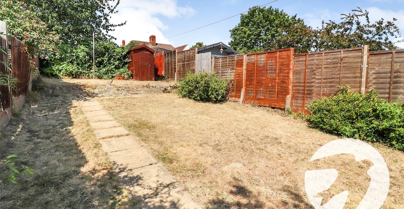 2 bedroom house for sale in Barnehurst | Robinson Jackson