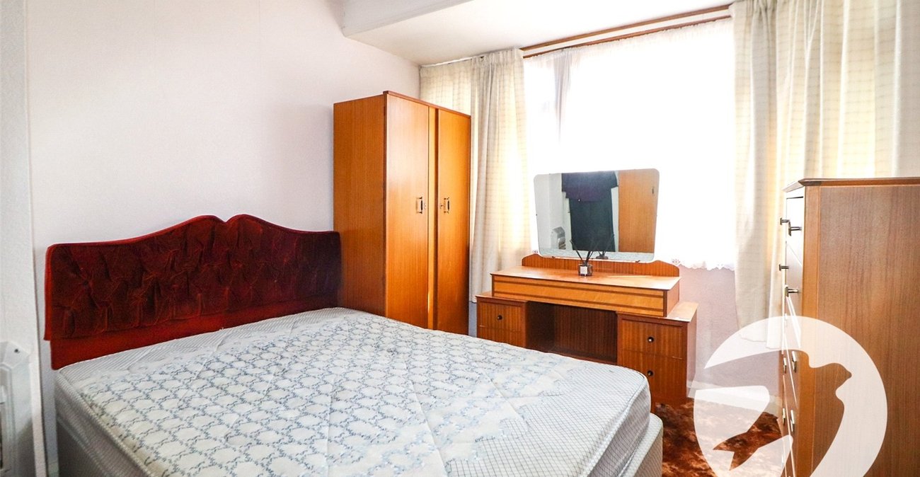 2 bedroom house for sale in Barnehurst | Robinson Jackson