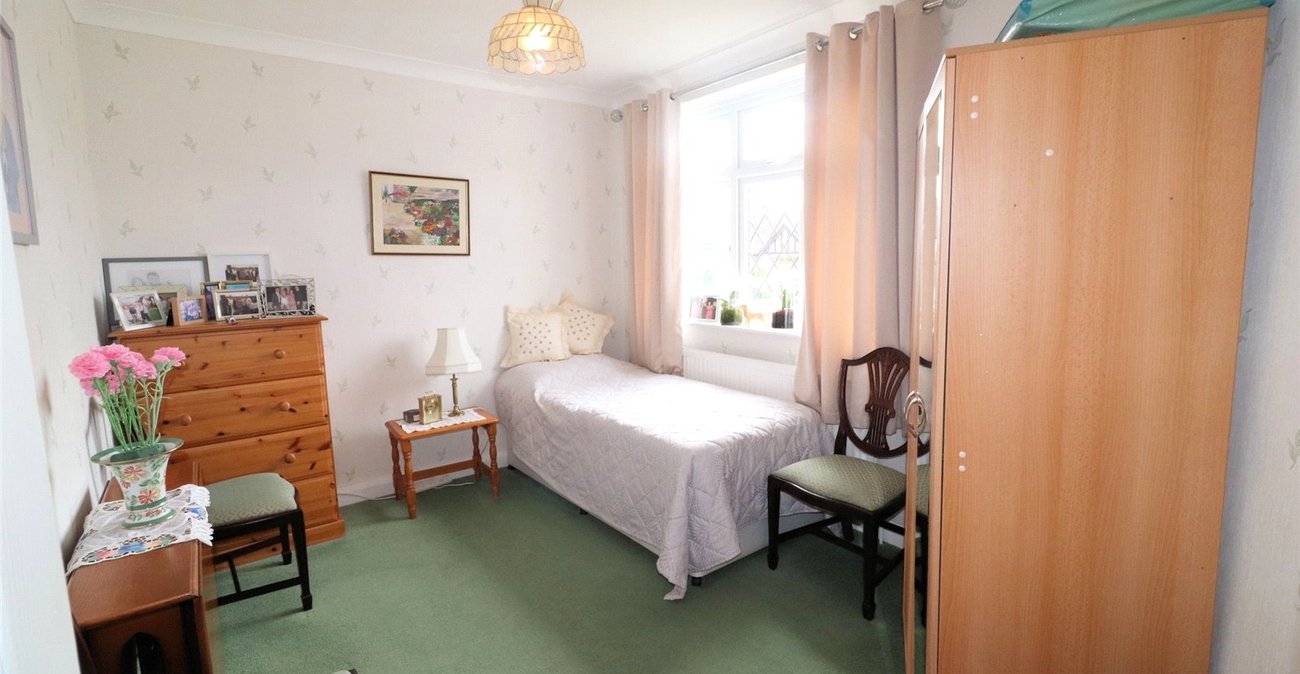 2 bedroom property for sale in Barnehurst | Robinson Jackson