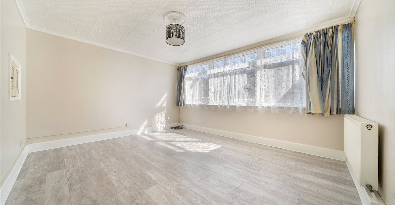 2 bedroom property for sale in Sydenham | Robinson Jackson