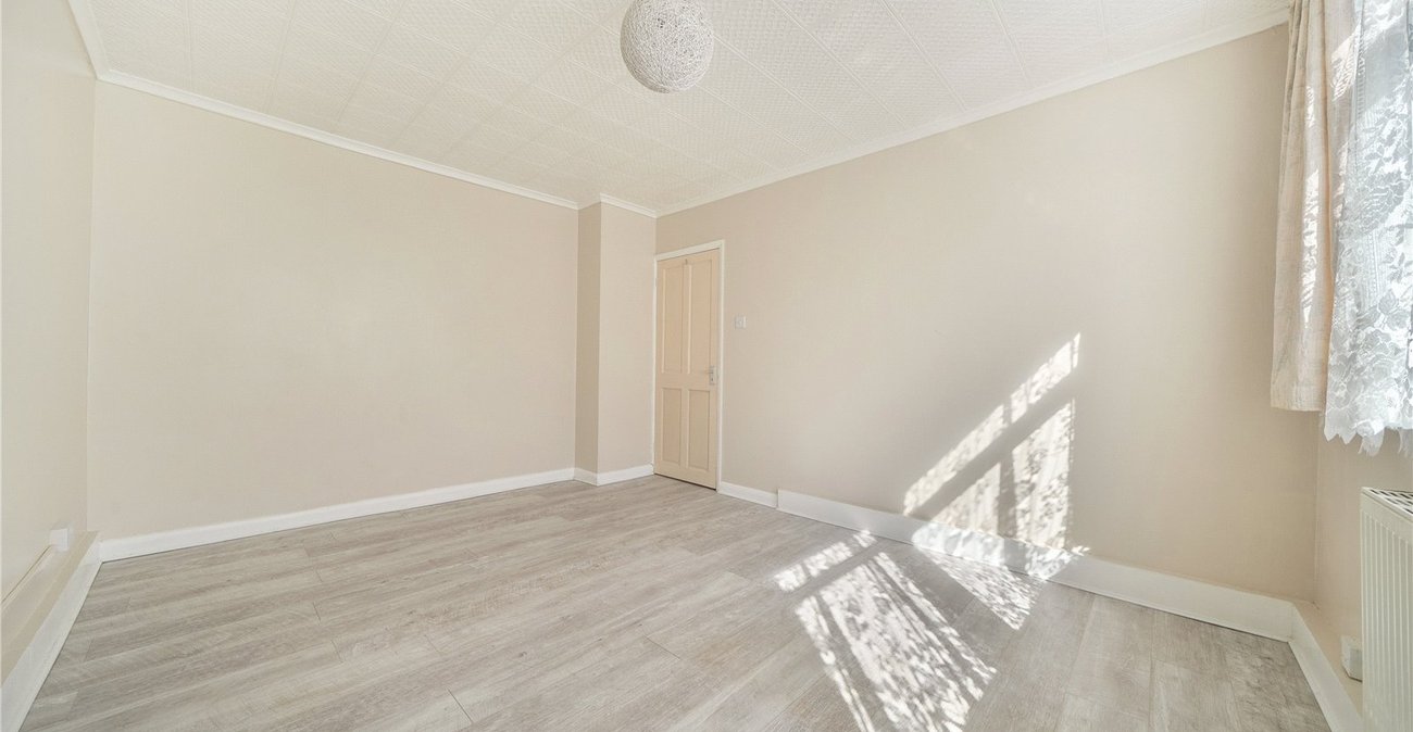 2 bedroom property for sale in Sydenham | Robinson Jackson