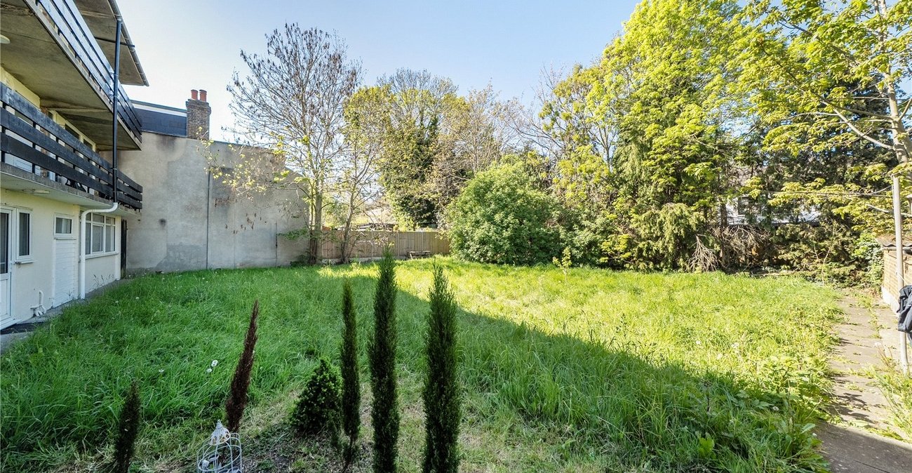 2 bedroom property for sale in Sydenham | Robinson Jackson