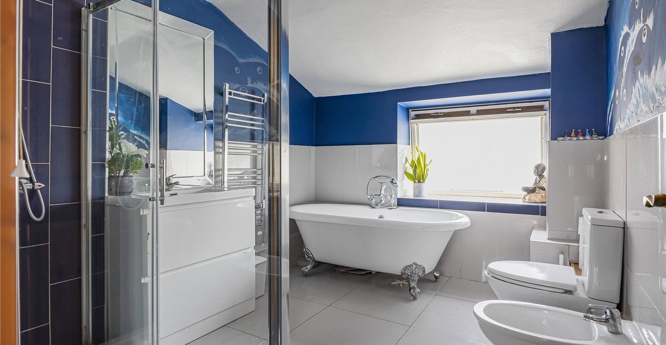 6 bedroom house for sale in Wigmore | Robinson Michael & Jackson