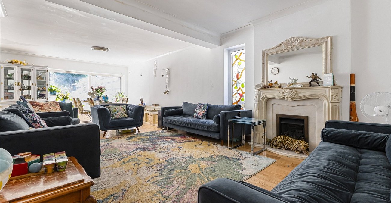 6 bedroom house for sale in Wigmore | Robinson Michael & Jackson