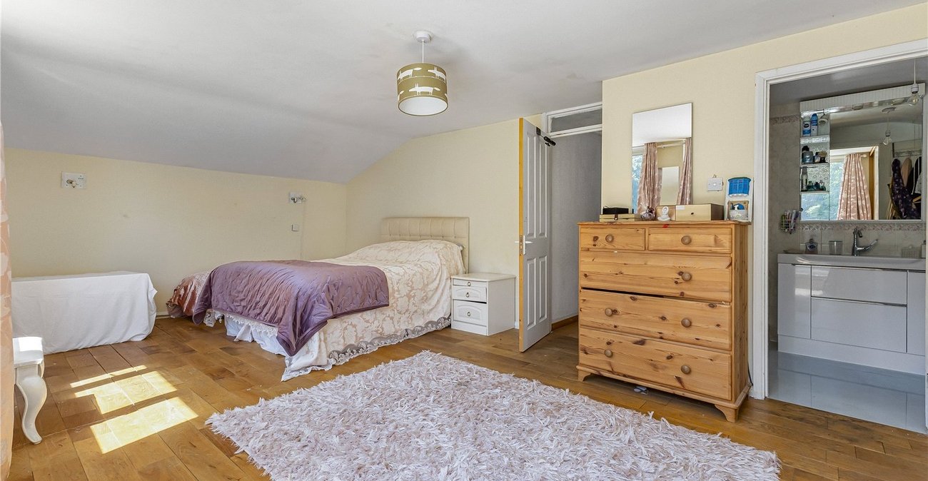 6 bedroom house for sale in Wigmore | Robinson Michael & Jackson