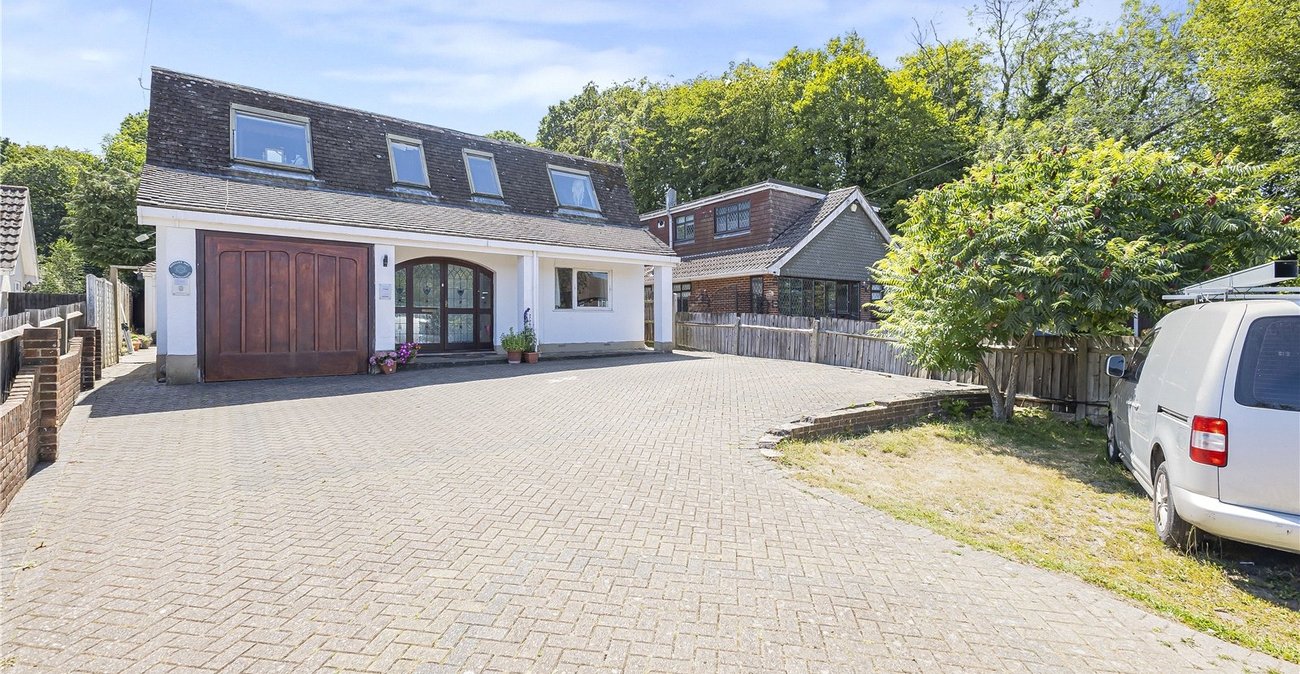 6 bedroom house for sale in Wigmore | Robinson Michael & Jackson