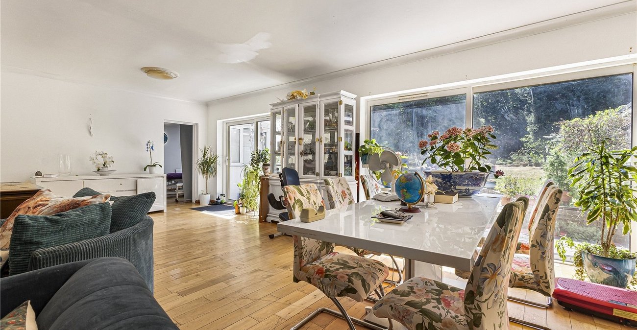 6 bedroom house for sale in Wigmore | Robinson Michael & Jackson