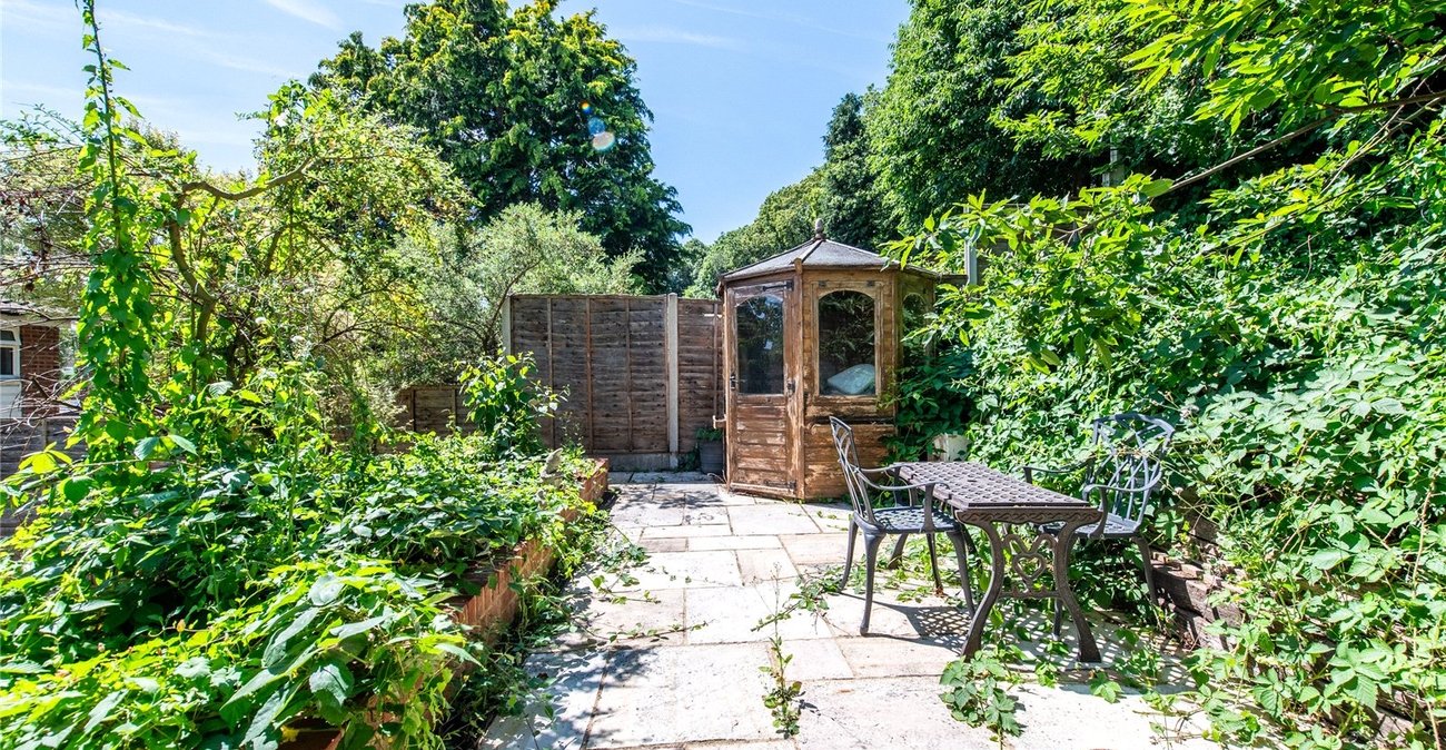 3 bedroom house for sale in Higham | Robinson Michael & Jackson