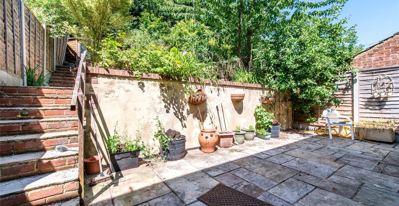 3 bedroom house for sale in Higham | Robinson Michael & Jackson