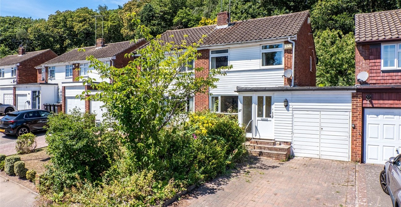 3 bedroom house for sale in Higham | Robinson Michael & Jackson