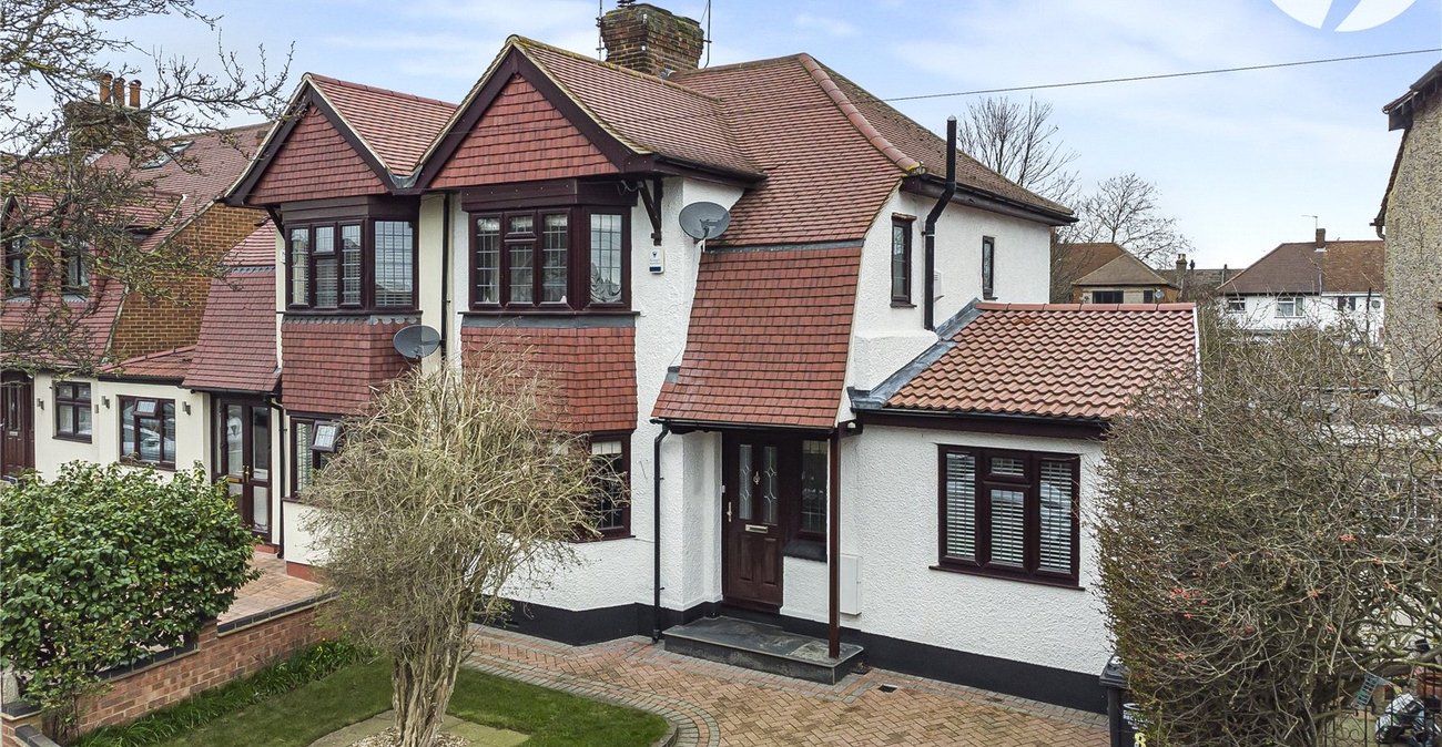 3 bedroom house for sale in Dartford | Robinson Jackson