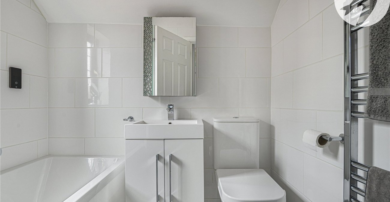 3 bedroom house for sale in Dartford | Robinson Jackson