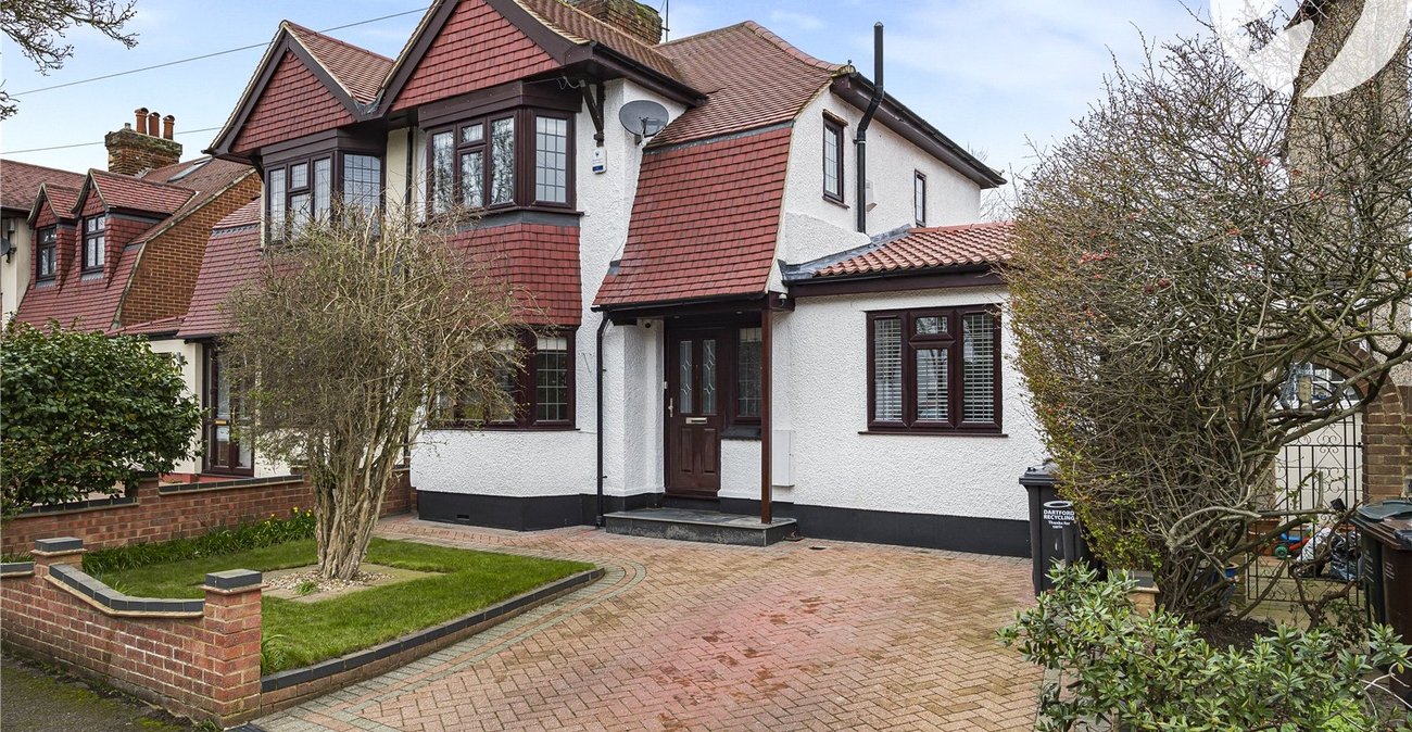 3 bedroom house for sale in Dartford | Robinson Jackson