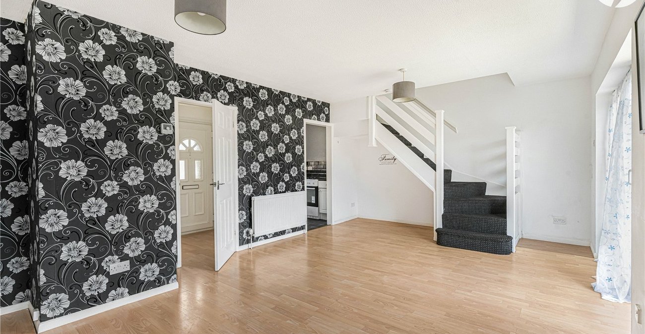 2 bedroom house for sale in Dartford | Robinson Jackson