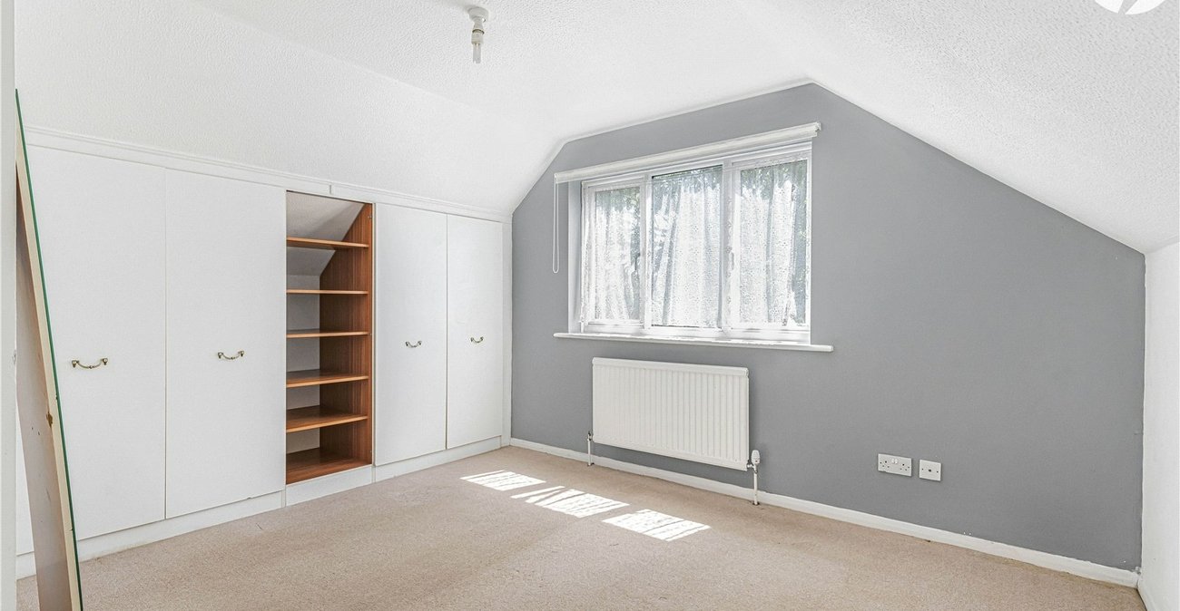 2 bedroom house for sale in Dartford | Robinson Jackson