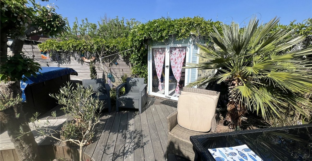 3 bedroom house for sale in Welling | Robinson Jackson