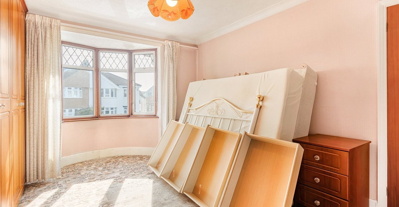 3 bedroom house for sale in Welling | Robinson Jackson