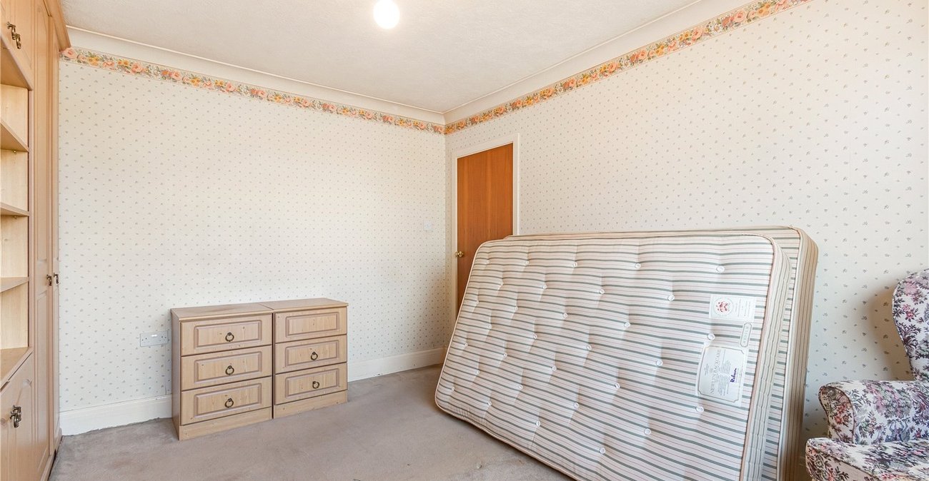 3 bedroom house for sale in Welling | Robinson Jackson