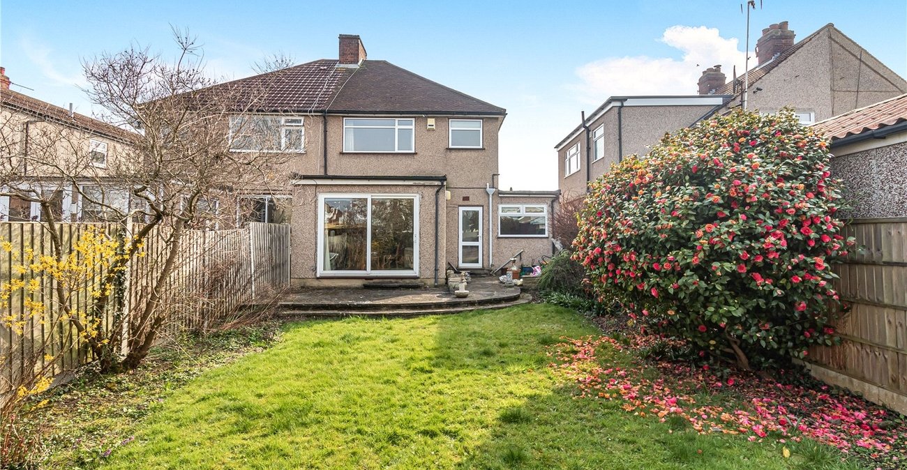 3 bedroom house for sale in Welling | Robinson Jackson