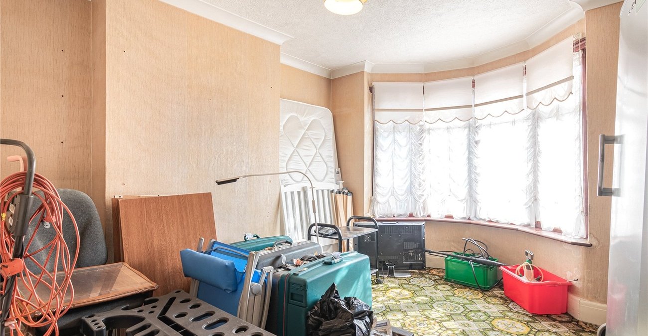 3 bedroom house for sale in Welling | Robinson Jackson