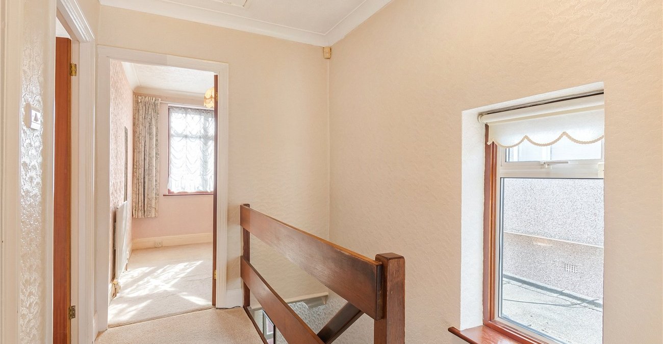 3 bedroom house for sale in Welling | Robinson Jackson