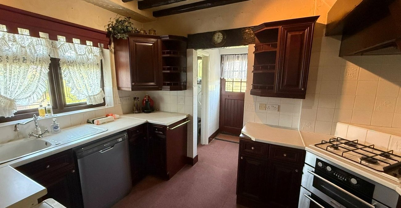 3 bedroom house for sale in Old Watling Street | Robinson Michael & Jackson