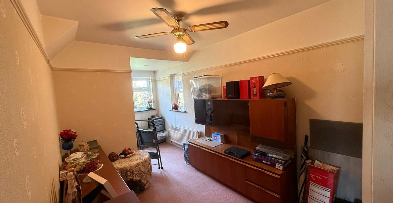 3 bedroom house for sale in Old Watling Street | Robinson Michael & Jackson