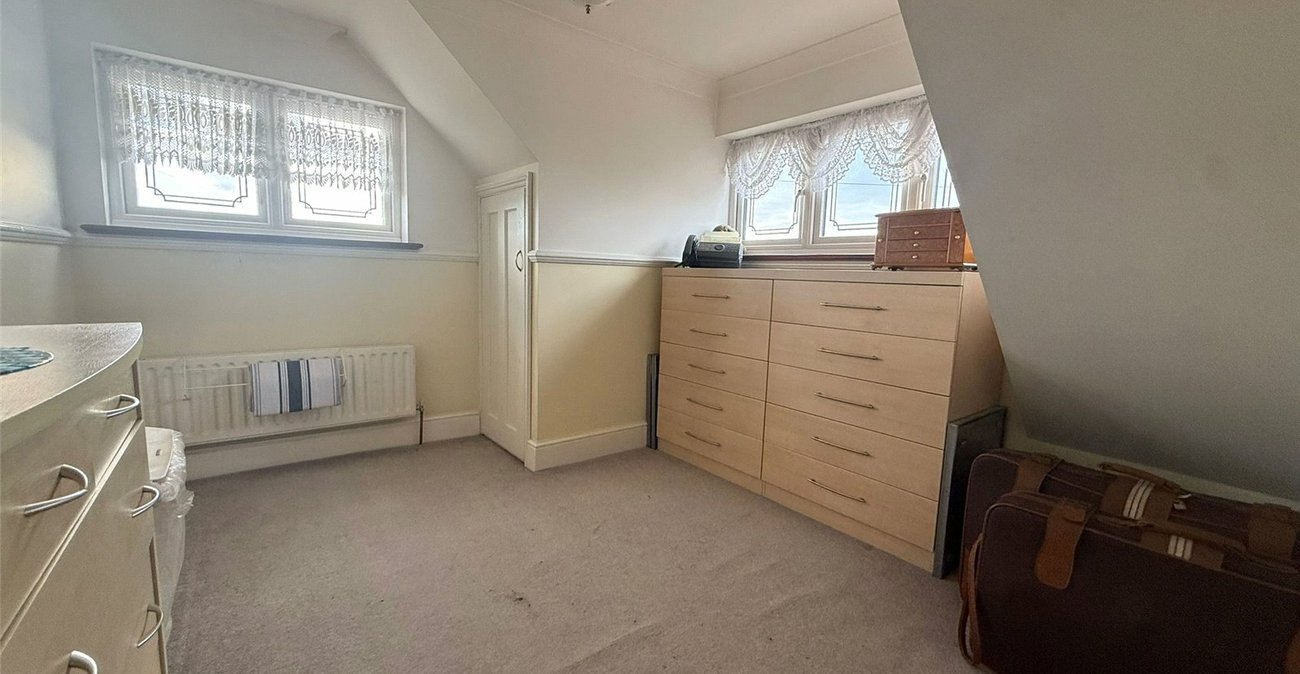 3 bedroom house for sale in Old Watling Street | Robinson Michael & Jackson