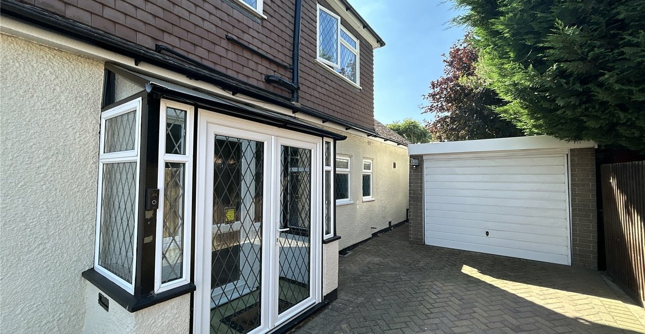 4 bedroom house for sale in Sidcup | Robinson Jackson