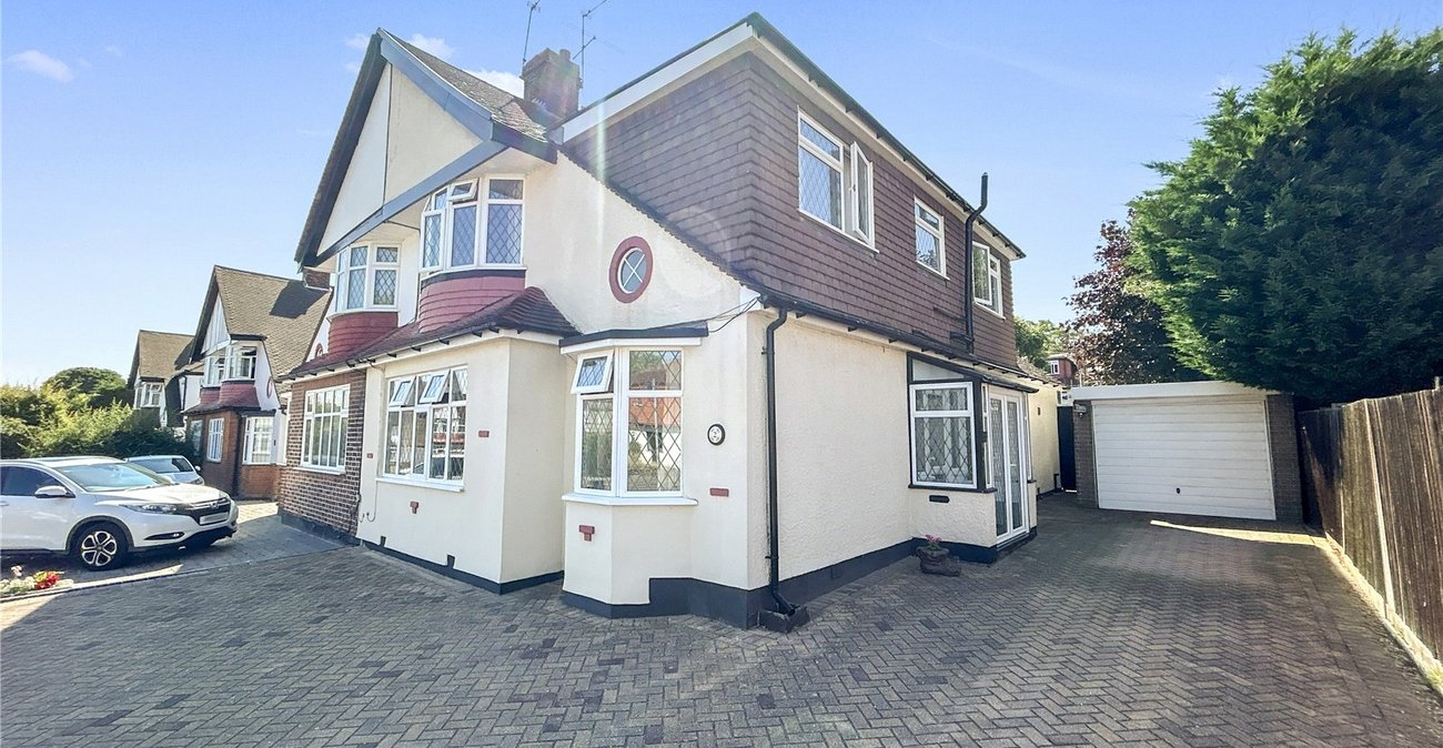 4 bedroom house for sale in Sidcup | Robinson Jackson
