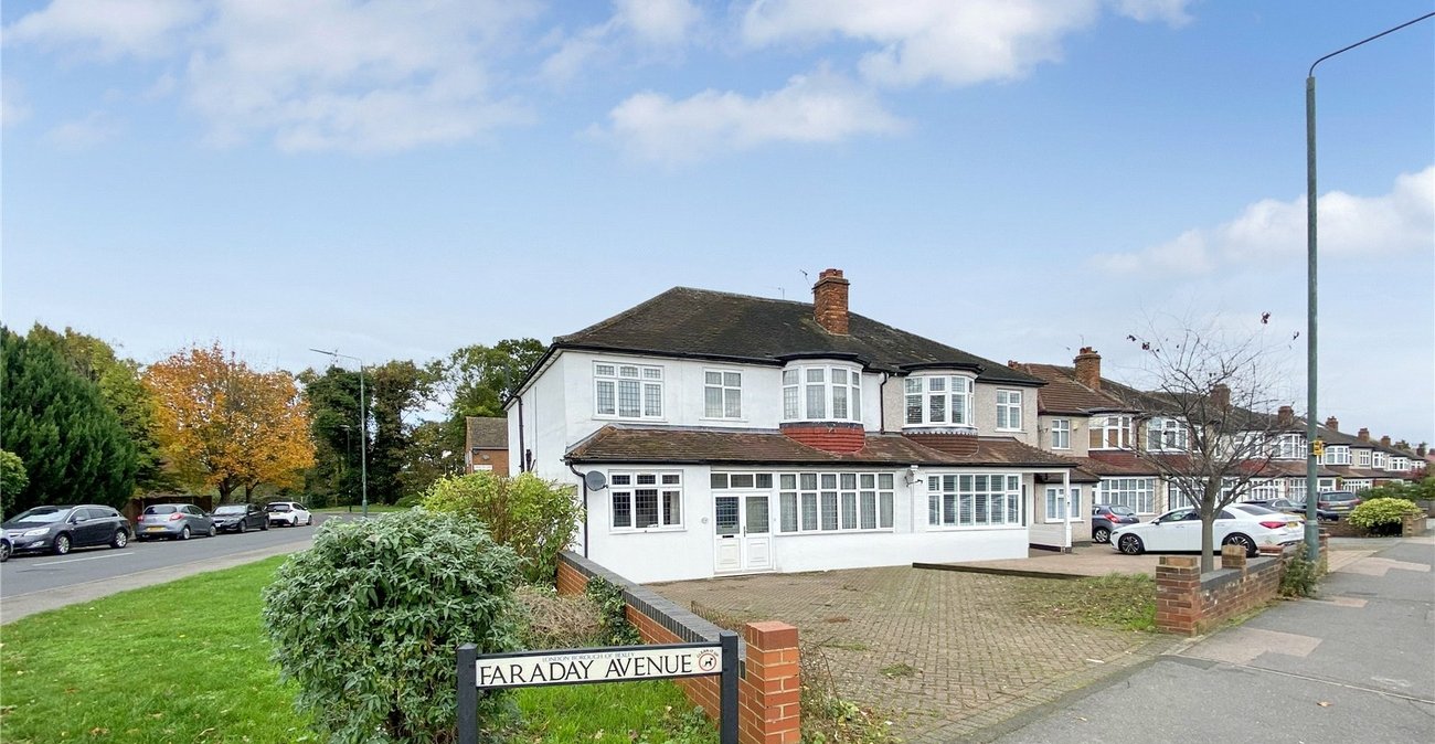 6 bedroom house for sale in Sidcup | Robinson Jackson