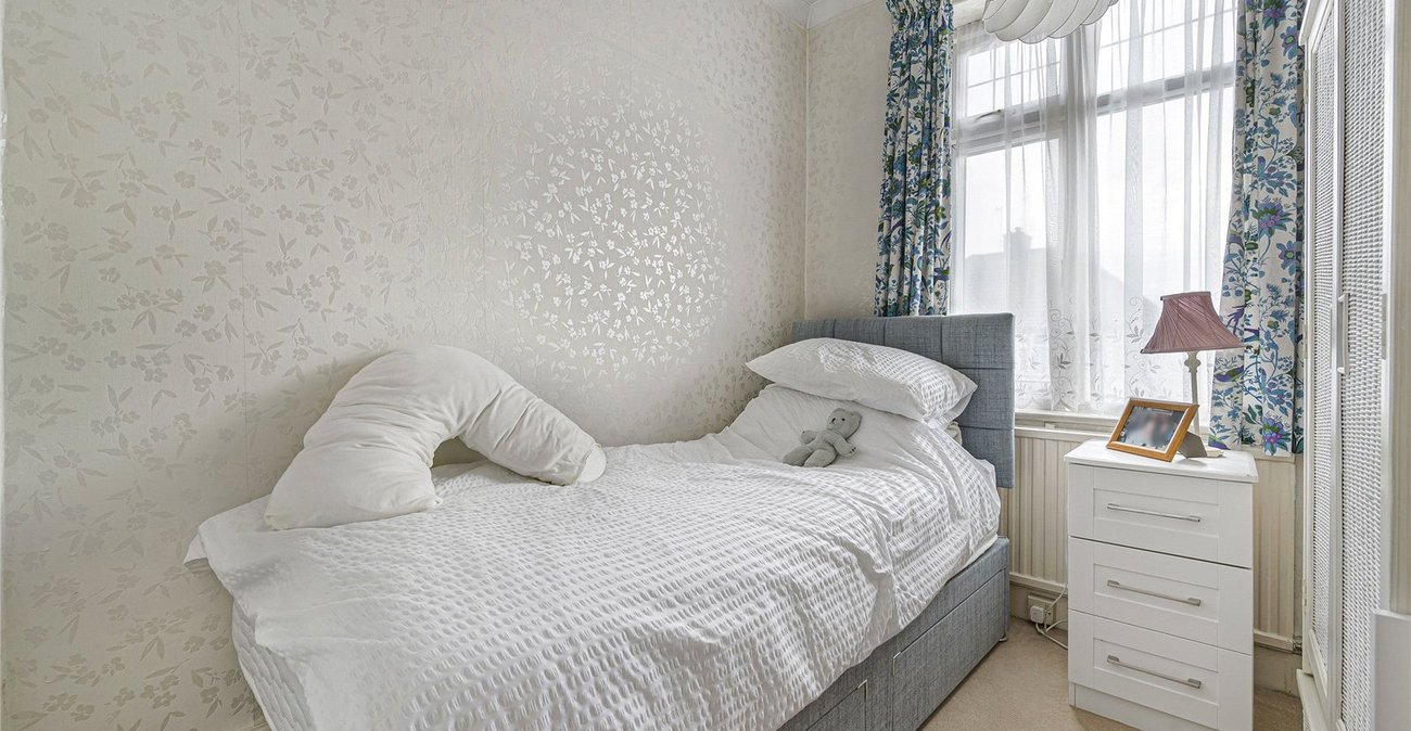 3 bedroom house for sale in Welling | Robinson Jackson