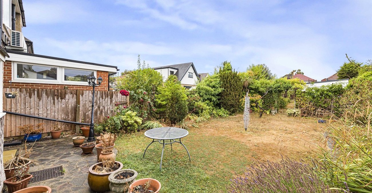 3 bedroom house for sale in Welling | Robinson Jackson