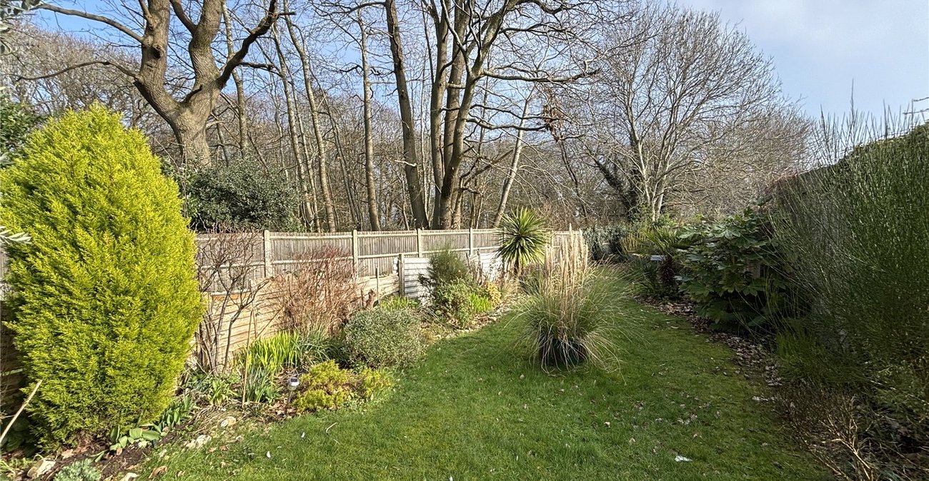 2 bedroom property for sale in Chatham | Robinson Michael & Jackson