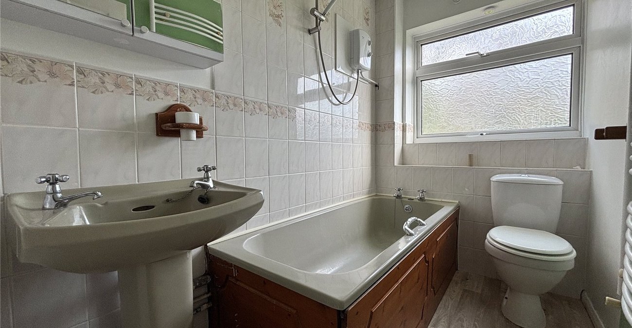 2 bedroom property for sale in Chatham | Robinson Michael & Jackson