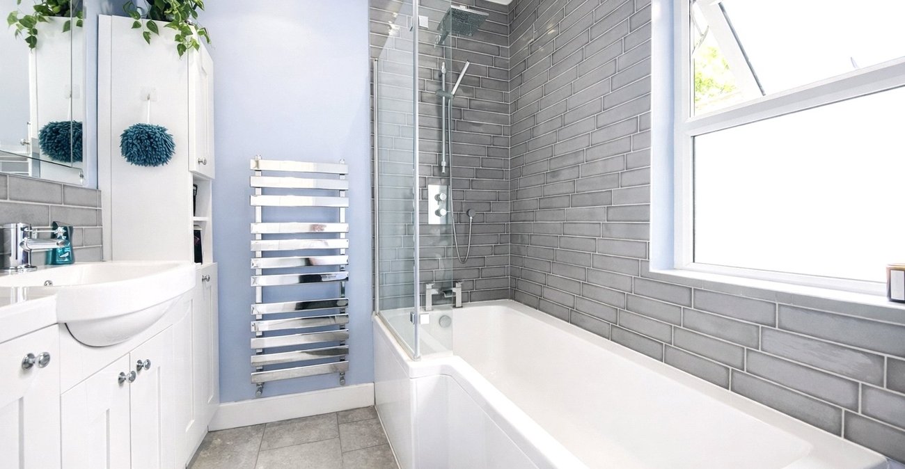 2 bedroom property for sale in Catford | Robinson Jackson