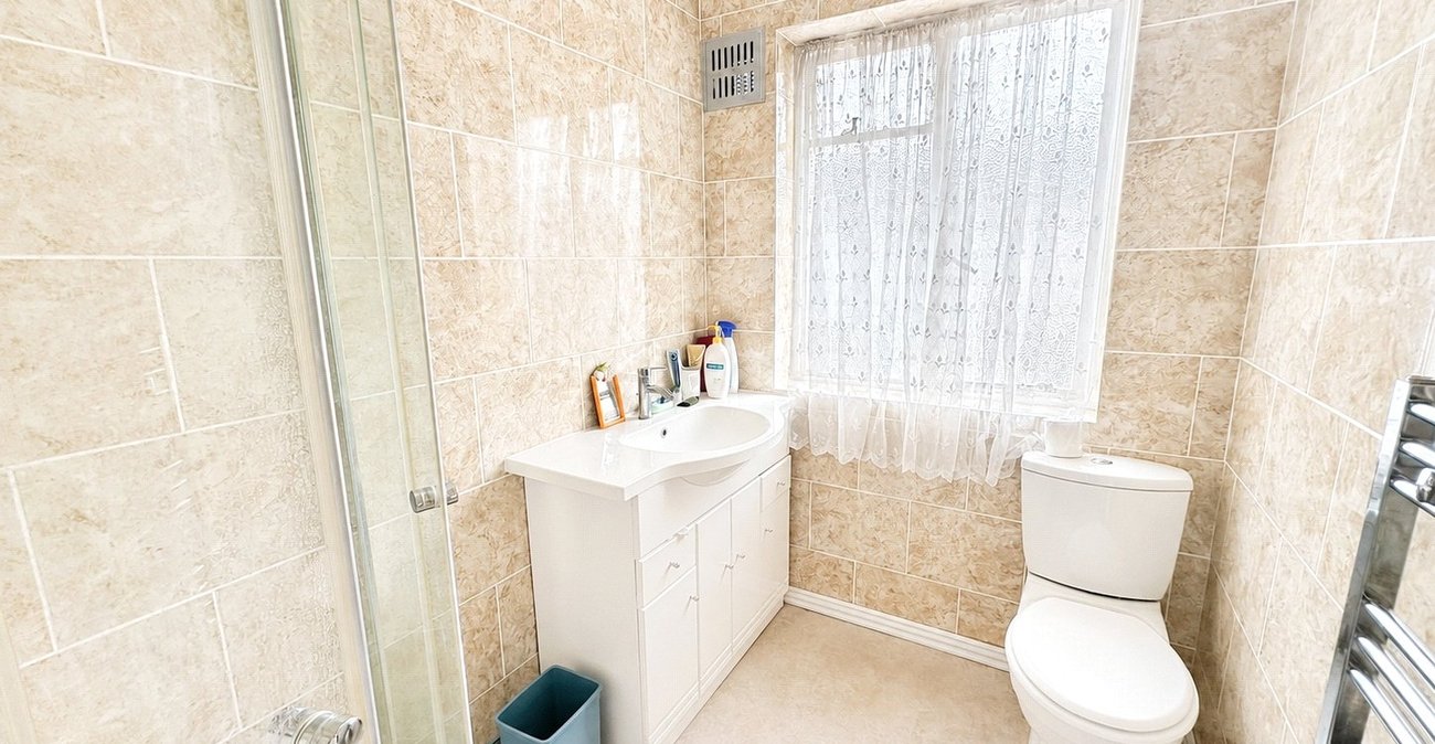 3 bedroom house for sale in Catford | Robinson Jackson