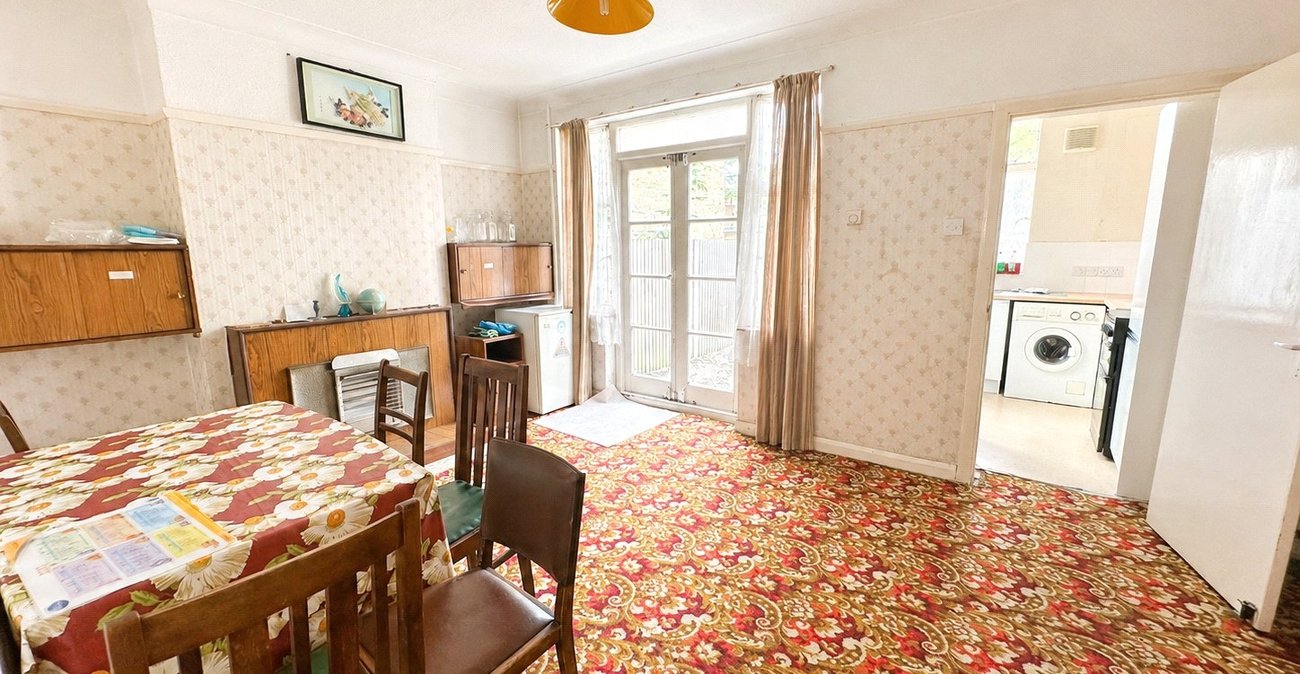 3 bedroom house for sale in Catford | Robinson Jackson