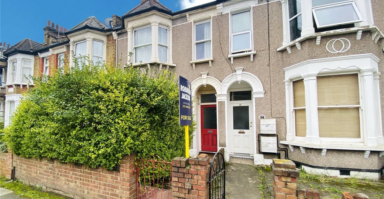 3 bedroom house for sale in Catford | Robinson Jackson