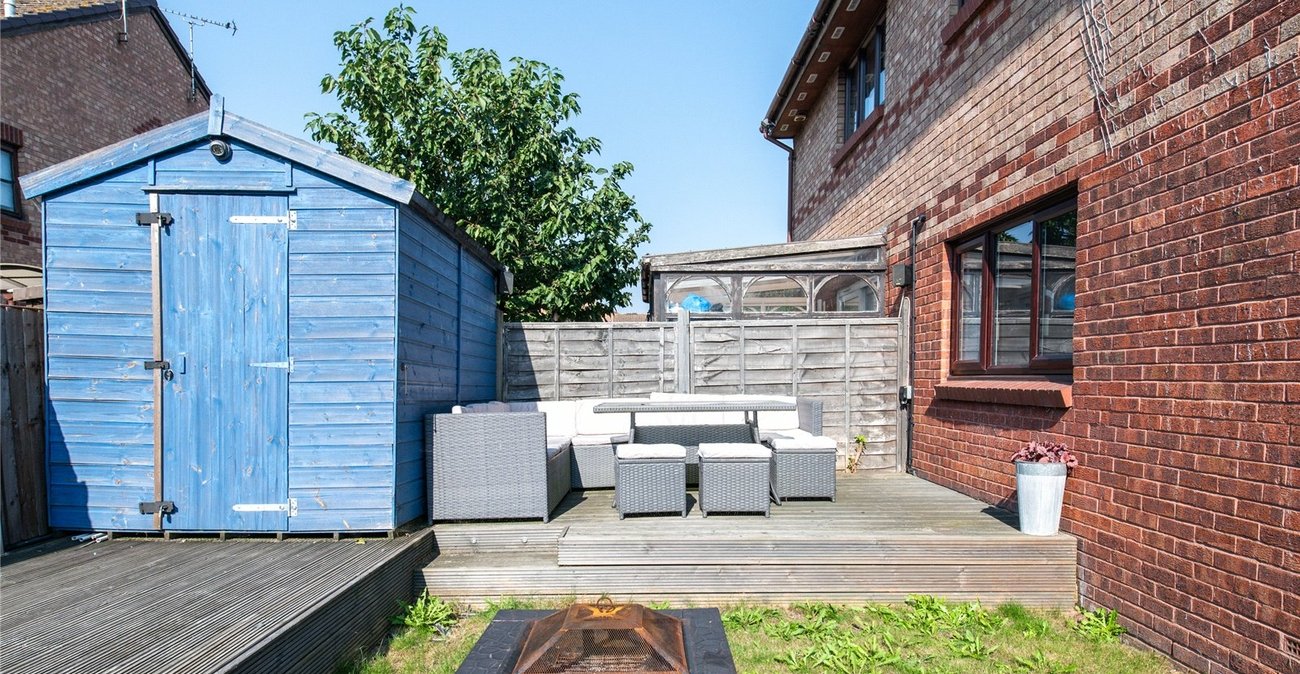 1 bedroom property for sale in Gravesend | Robinson Michael & Jackson