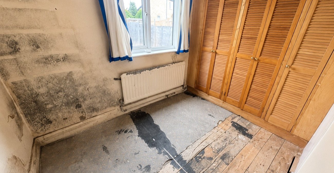 2 bedroom property for sale in London | Robinson Jackson