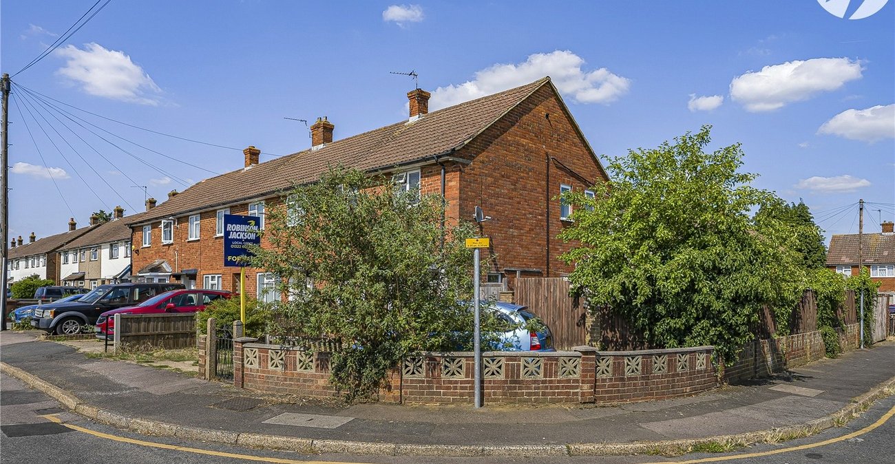 2 bedroom house for sale in Swanley | Robinson Jackson