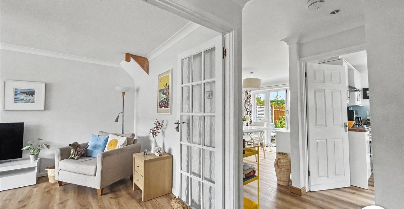 3 bedroom bungalow for sale in Walderslade | Robinson Michael & Jackson