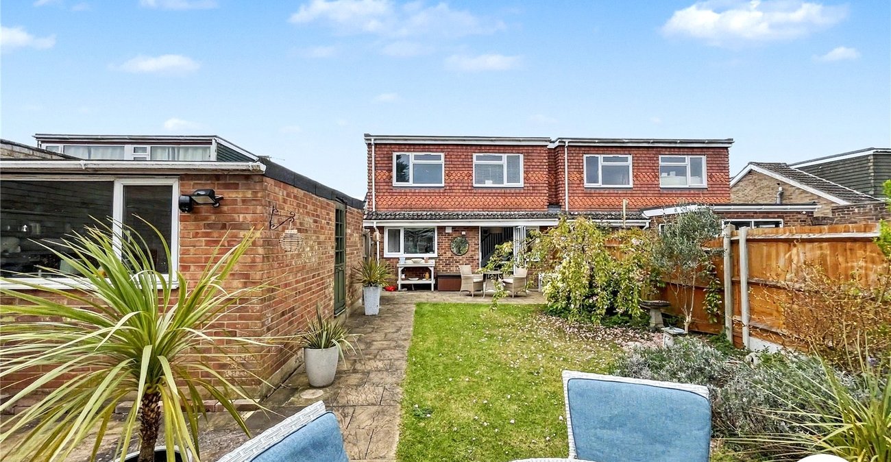 3 bedroom bungalow for sale in Walderslade | Robinson Michael & Jackson