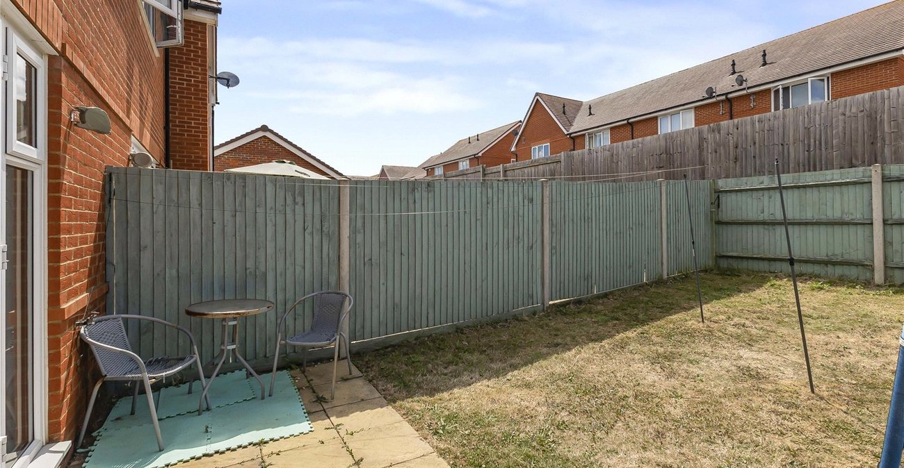 2 bedroom house for sale in Hoo | Robinson Michael & Jackson